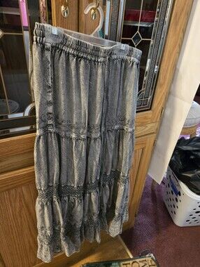 Women's Tiered Maxi Skirt - Gray Med With Strecth
